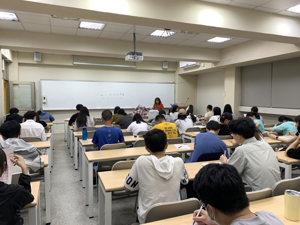 115年4月20日(一)【日語N5級文法比賽】，報名至4月16日星期四17:00截止(另開新視窗/jpg檔)圖片