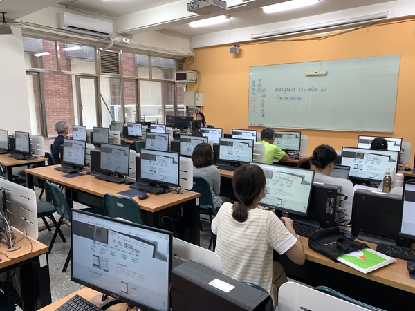 115年6月24日【教師知能講座】Easytest線上題庫使用介紹(另開新視窗/jpg檔)圖片