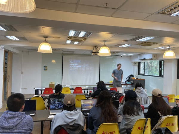 114年【英語主題學習班】AI EFFICIENCY MASTERCLASS(另開新視窗/jpg檔)圖片