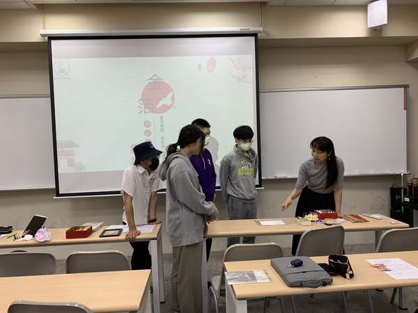 115年3月23日(一)【日本傳統工藝—金箔摺紙畫】體驗活動(另開新視窗/jpg檔)圖片