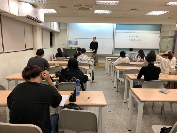 114年11月26-27日(三-四)【英語聽力及閱讀比賽】，即日起至114年11月21日(五)17:00截止報名(另開新視窗/jpg檔)圖片